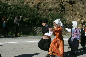 momfatale.gr σαμοθράκη παρέλαση