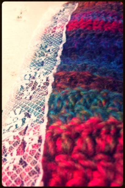 lace crochet clutch