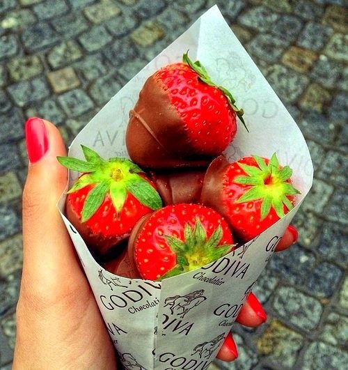 godiva chocolate strawberries