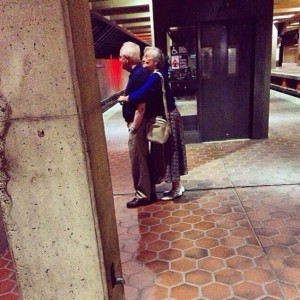 582605-xx-photos-proving-that-couples-can-have-fun-at-any-age__605-650-698e148e96-1475224635